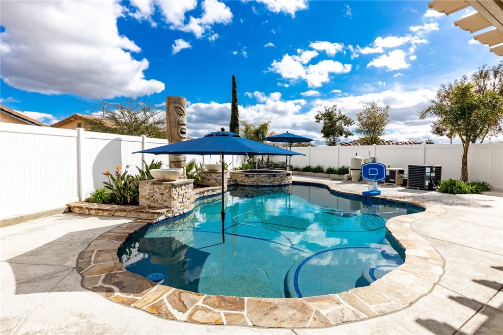 26745 Verdant Circle