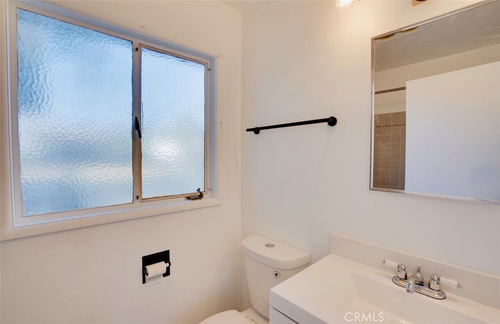 1535 W Williams Street