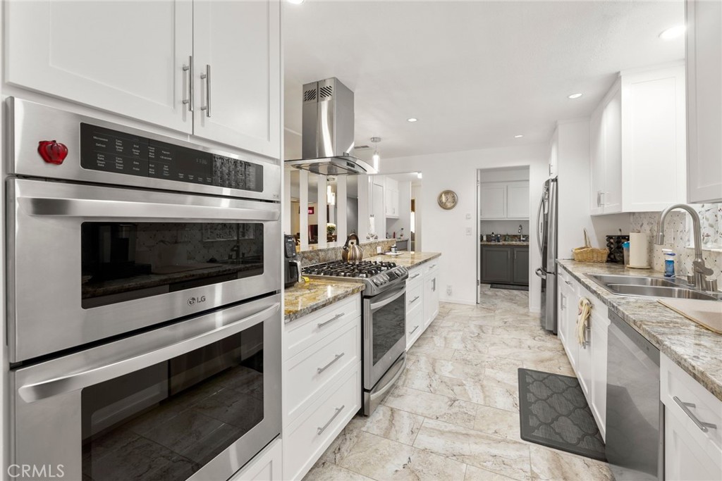 10528 Arapahoe Circle