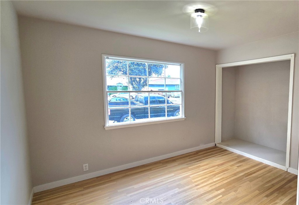 1922 Meriday Lane