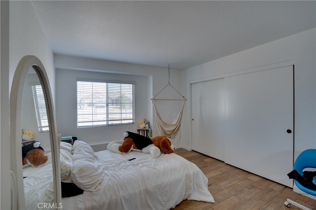 18825 Mariposa Avenue