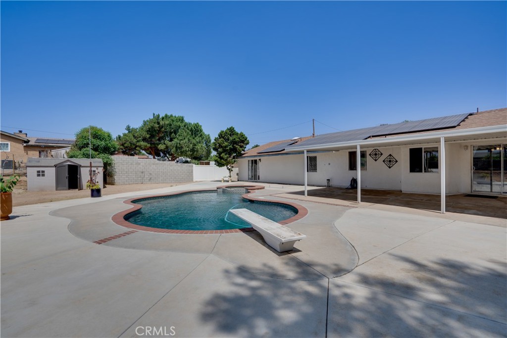 18825 Mariposa Avenue