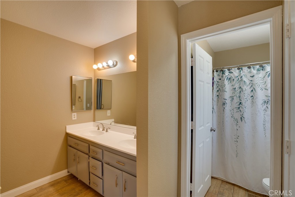 18825 Mariposa Avenue