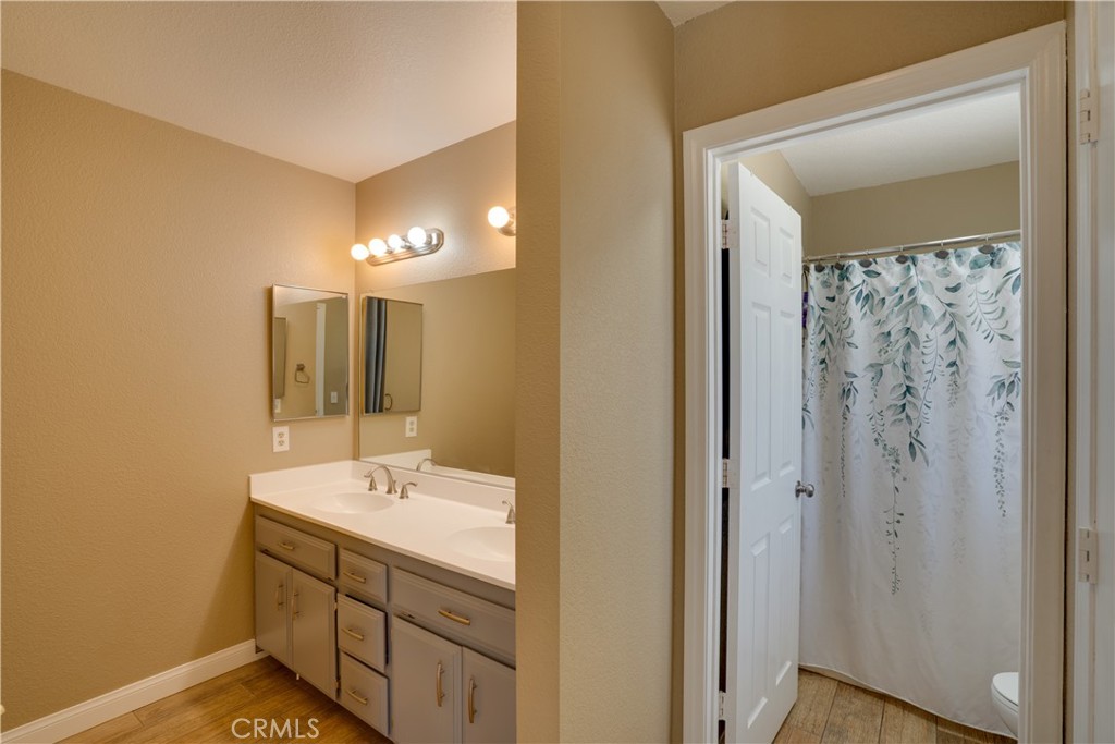 18825 Mariposa Avenue