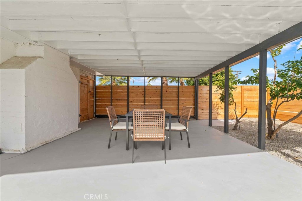 4351 E Calle De Carlos
