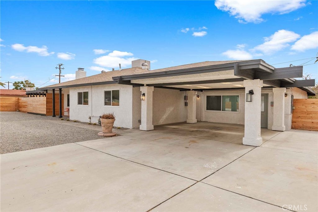 4351 E Calle De Carlos