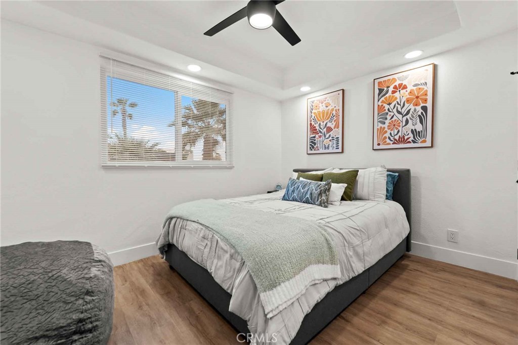 4351 E Calle De Carlos