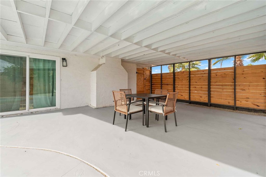 4351 E Calle De Carlos