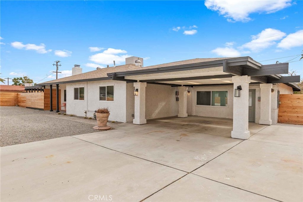 4351 E Calle De Carlos