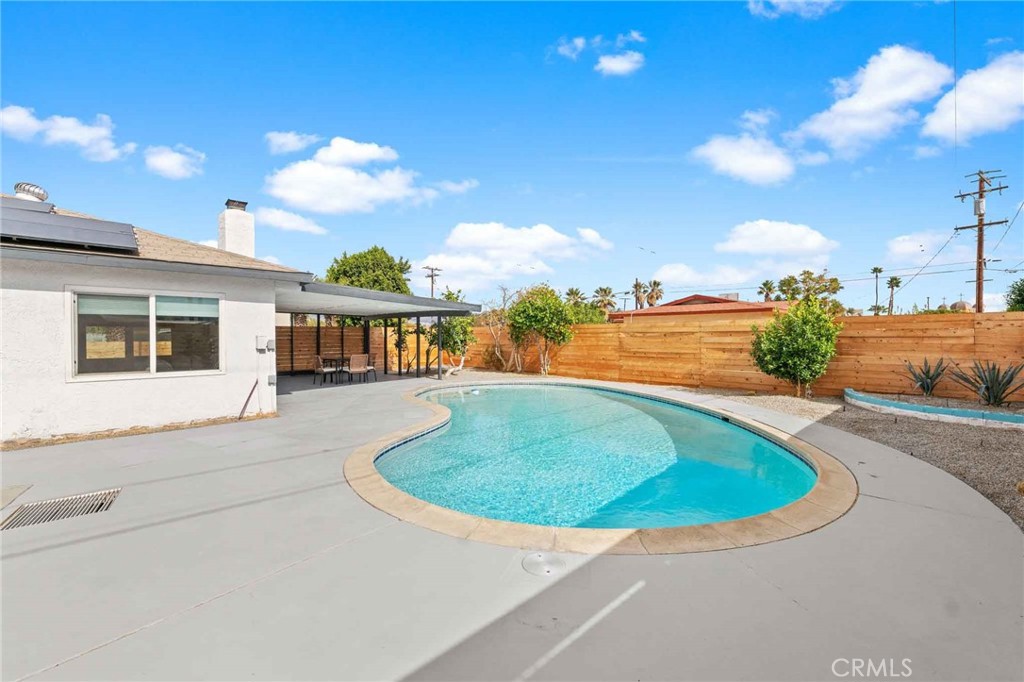 4351 E Calle De Carlos