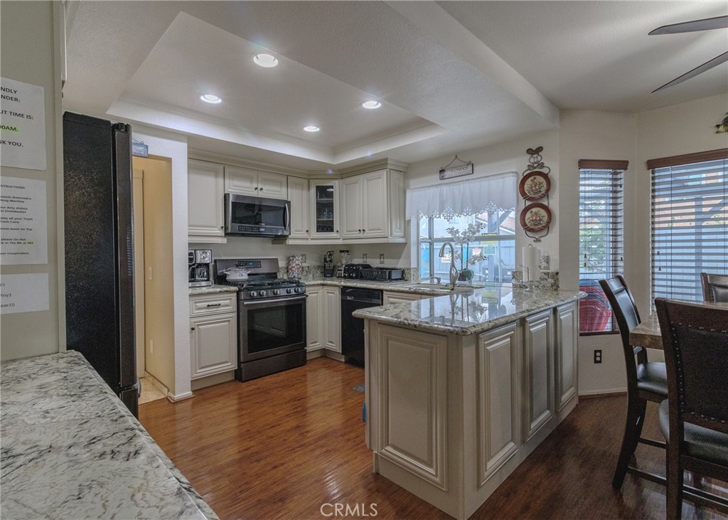 39672 Maple Leaf Court