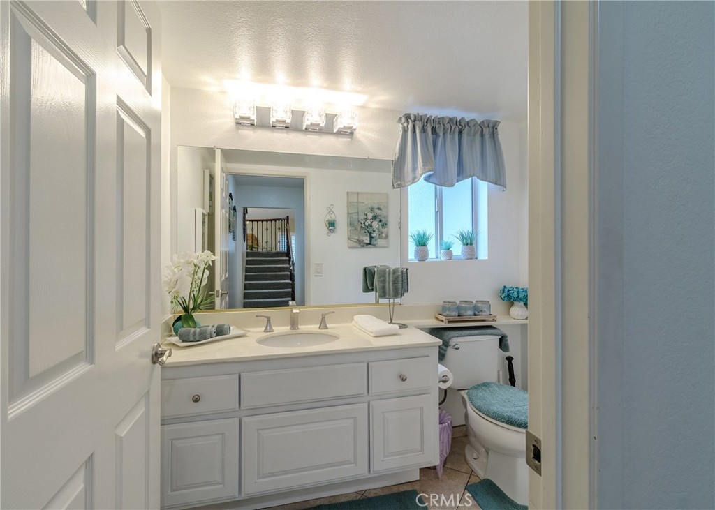 39672 Maple Leaf Court