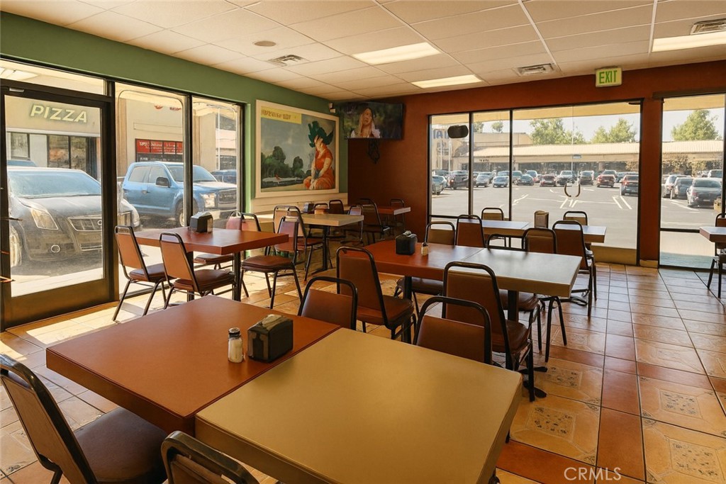 1520 W 6th Street 8