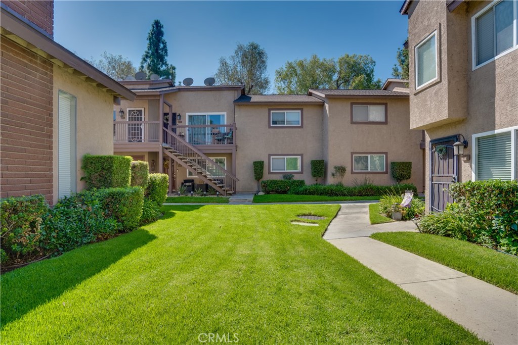 500 N Tustin Avenue 218