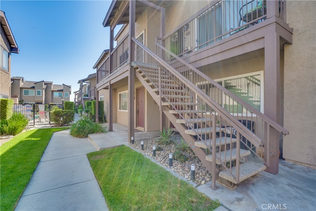 500 N Tustin Avenue 218