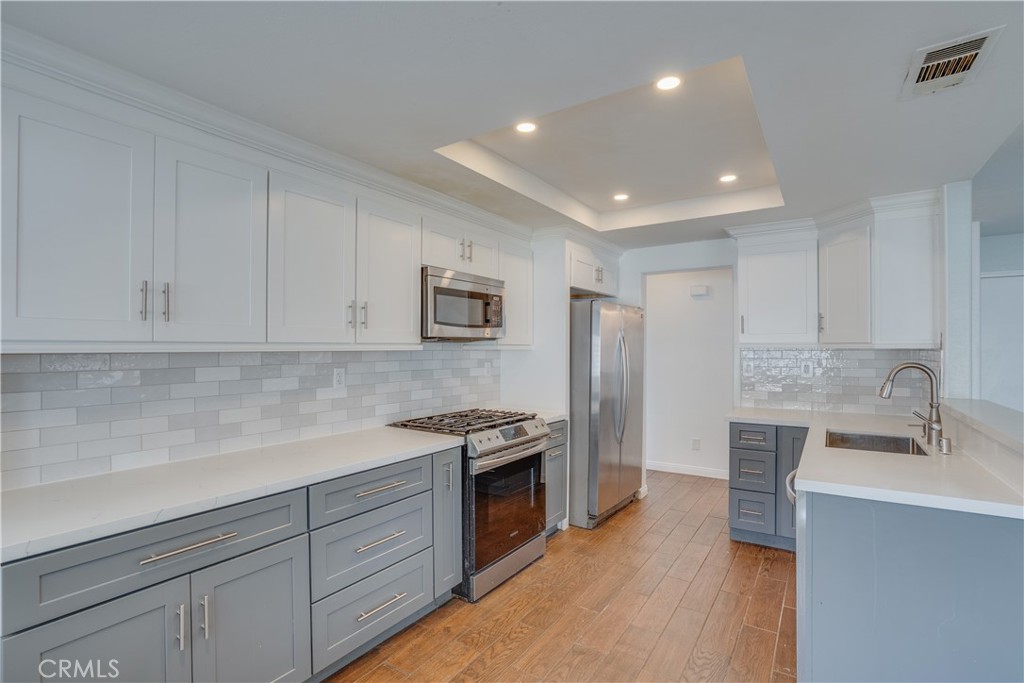 2173 Tehachapi Drive