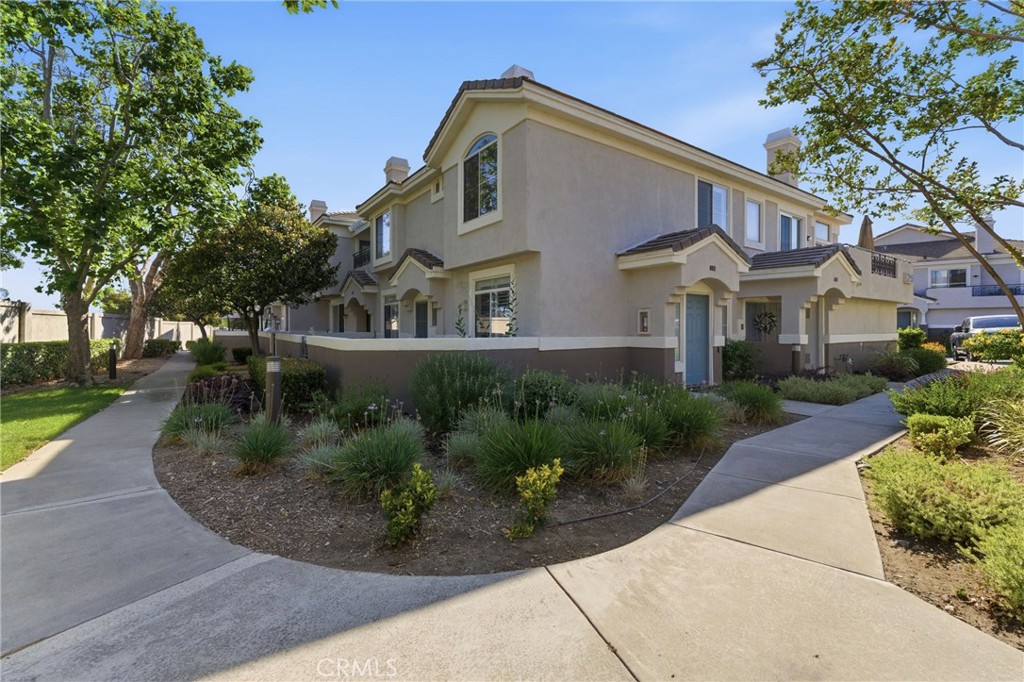 7543 W Liberty