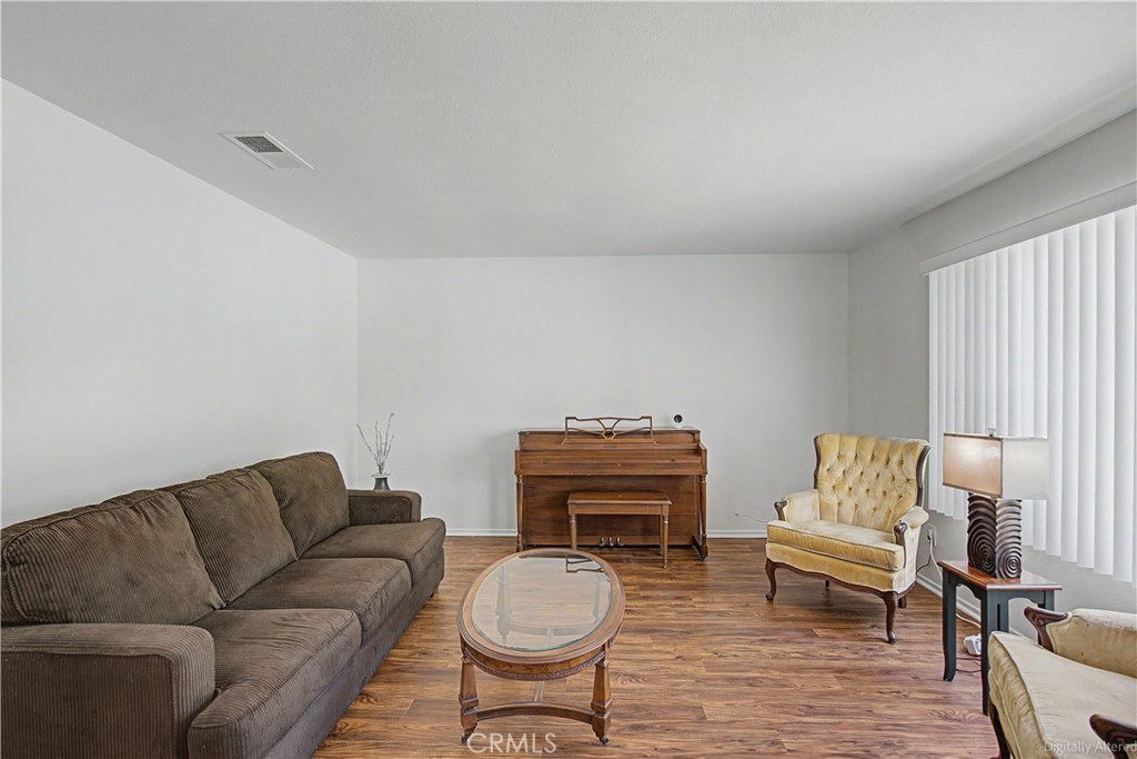 3340 Bayberry