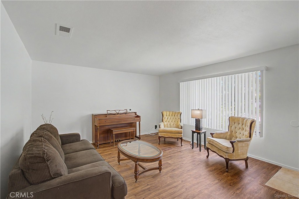 3340 Bayberry