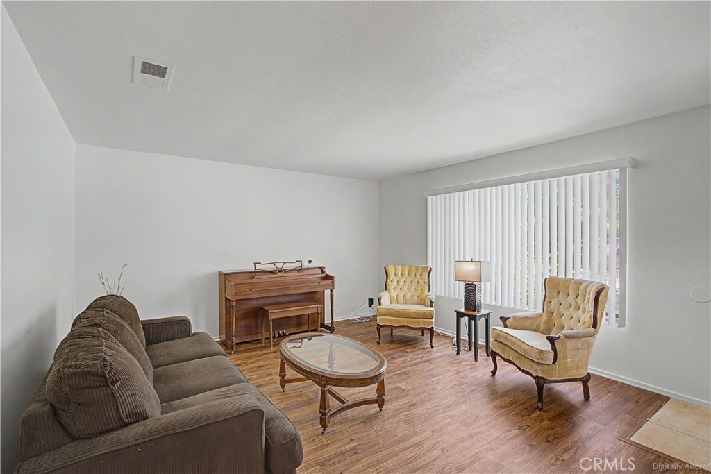 3340 Bayberry