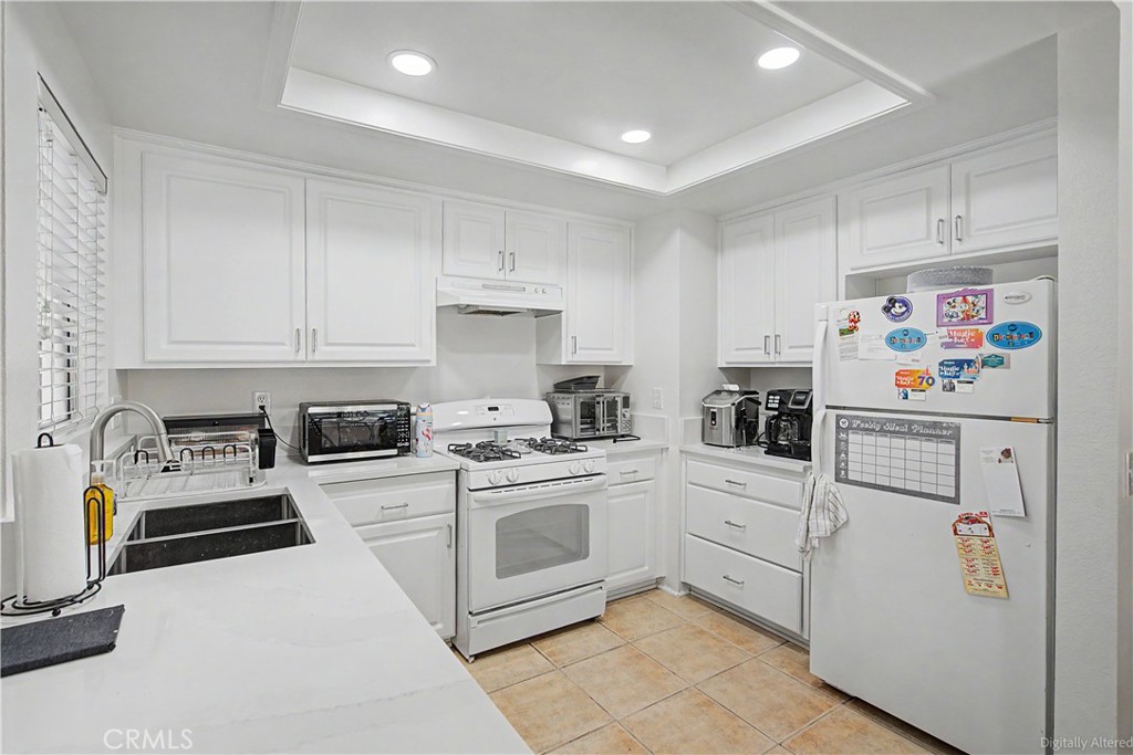3340 Bayberry