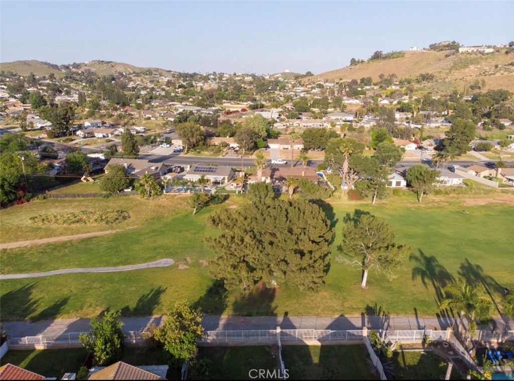 5548 El Palomino Drive