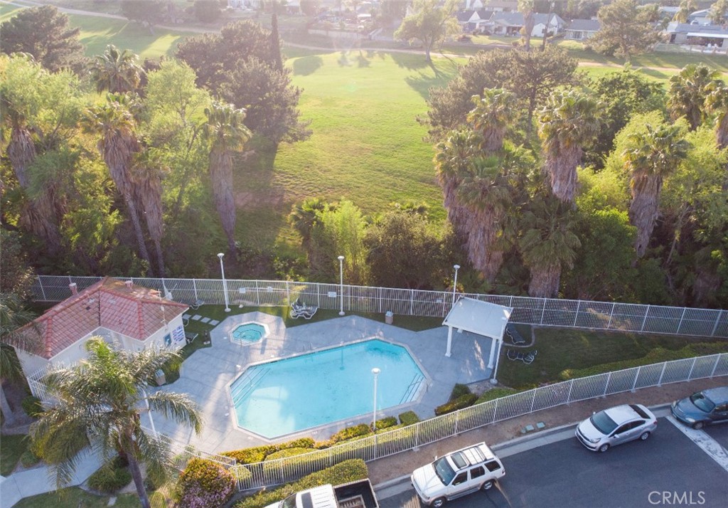 5548 El Palomino Drive