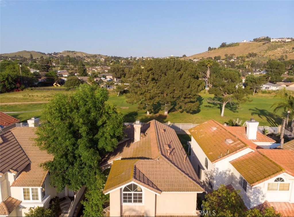 5548 El Palomino Drive