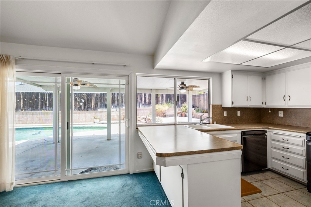 3065 Harrison Street