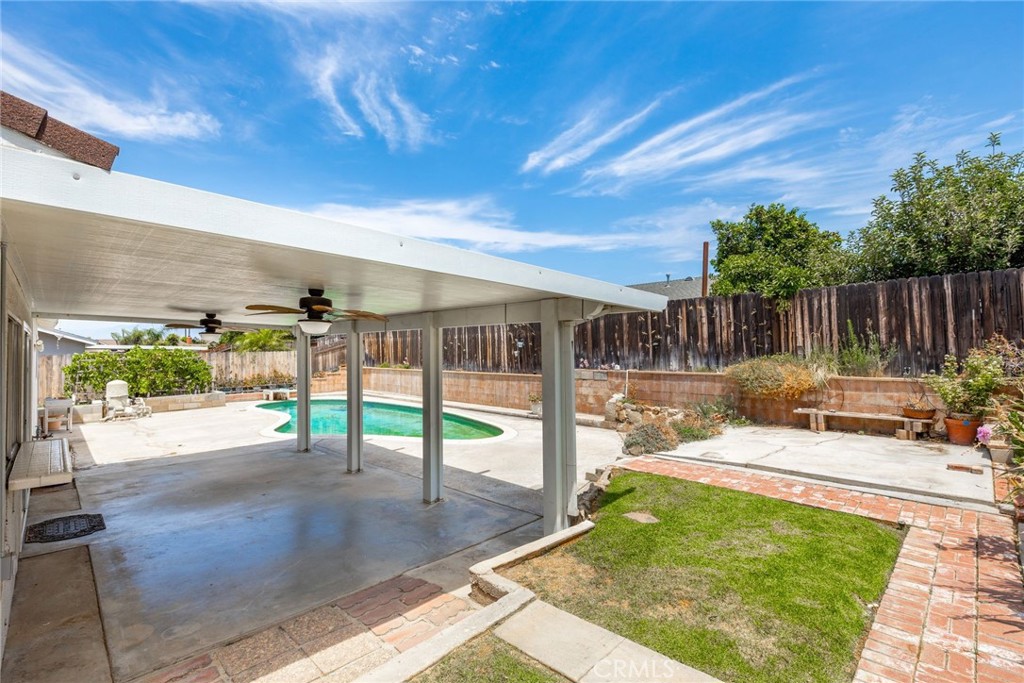 3065 Harrison Street