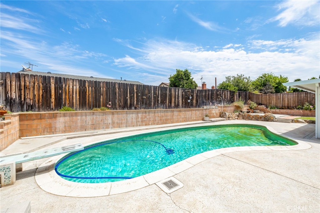 3065 Harrison Street