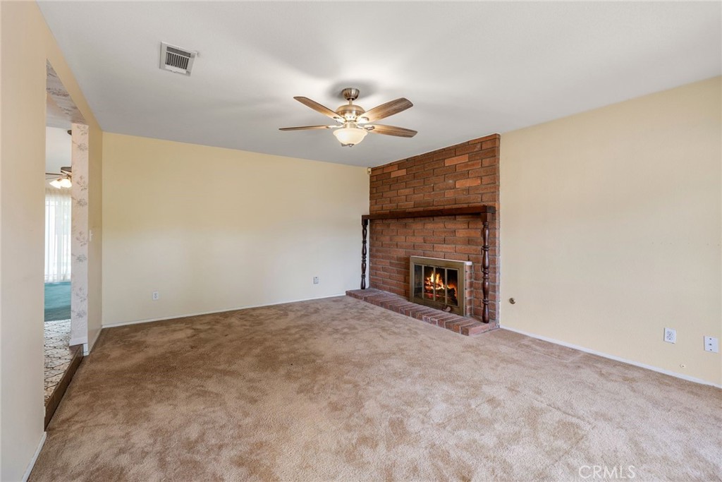 3065 Harrison Street