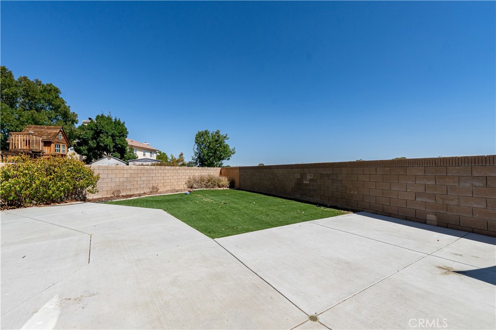 1217 W Avenue H7