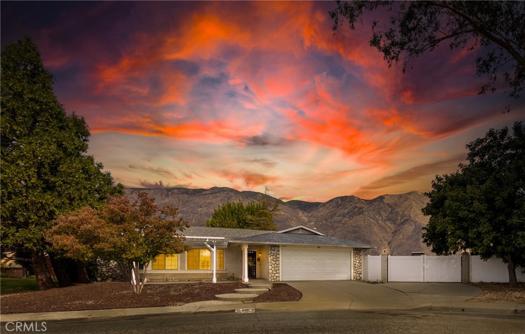 215 Yellowstone Court