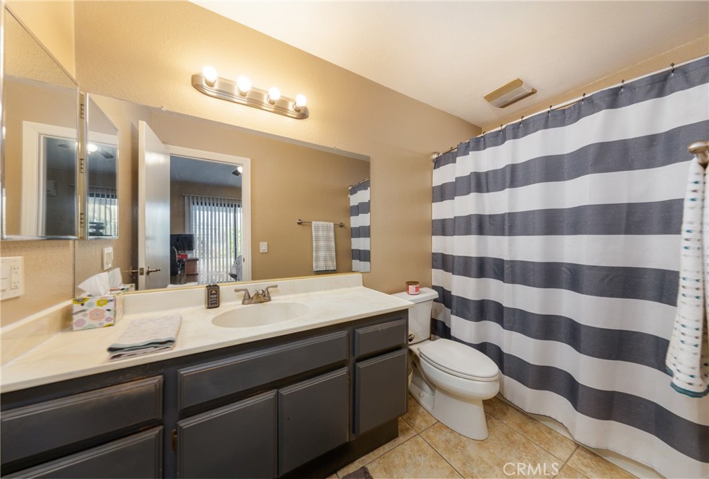 215 Yellowstone Court