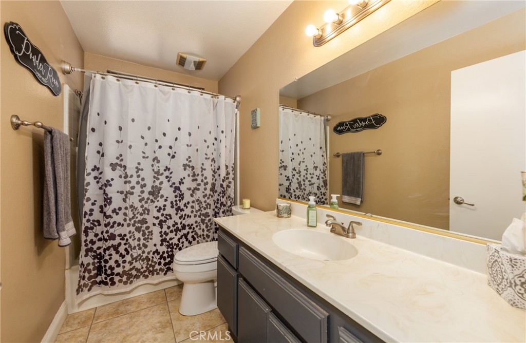 215 Yellowstone Court