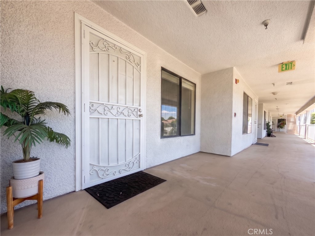 10282 Tujunga Canyon Boulevard 201