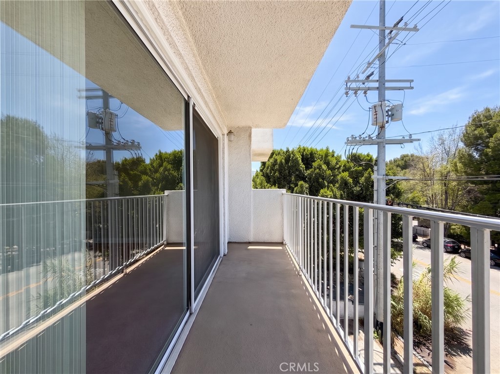 10282 Tujunga Canyon Boulevard 201