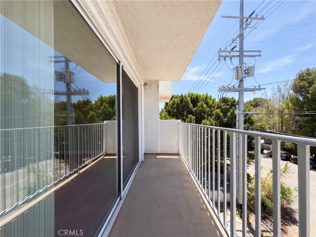 10282 Tujunga Canyon Boulevard 201
