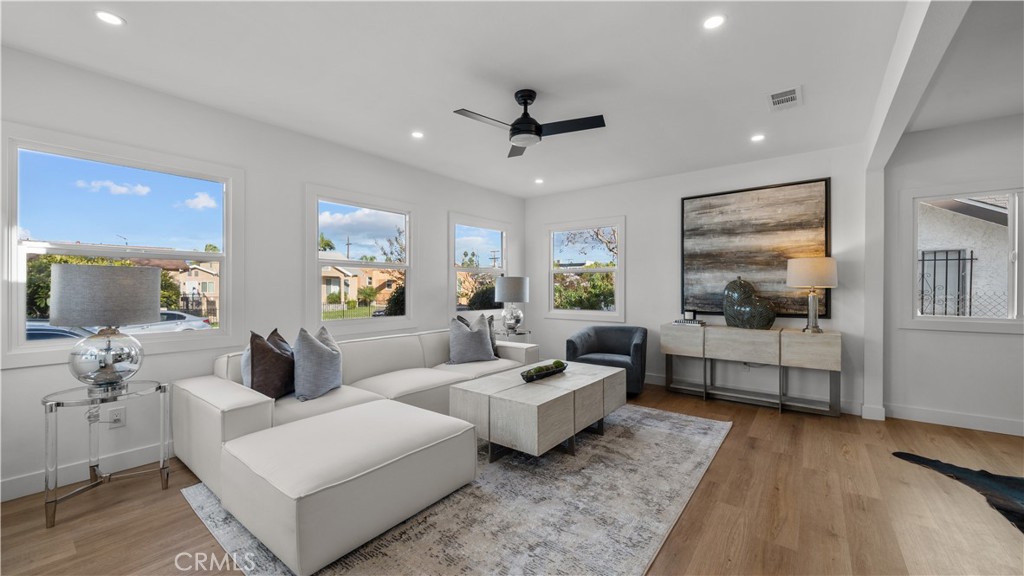 5544 Blackwelder Street