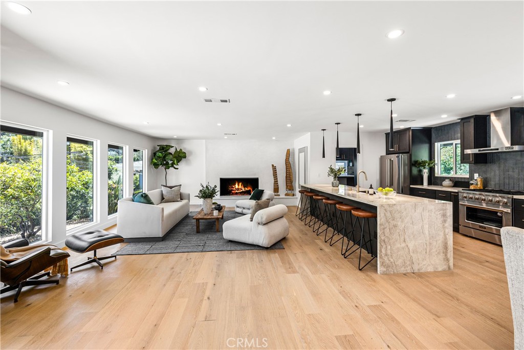 2321 Coldwater Canyon Drive