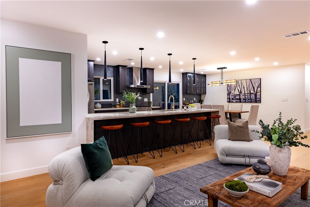 2321 Coldwater Canyon Drive