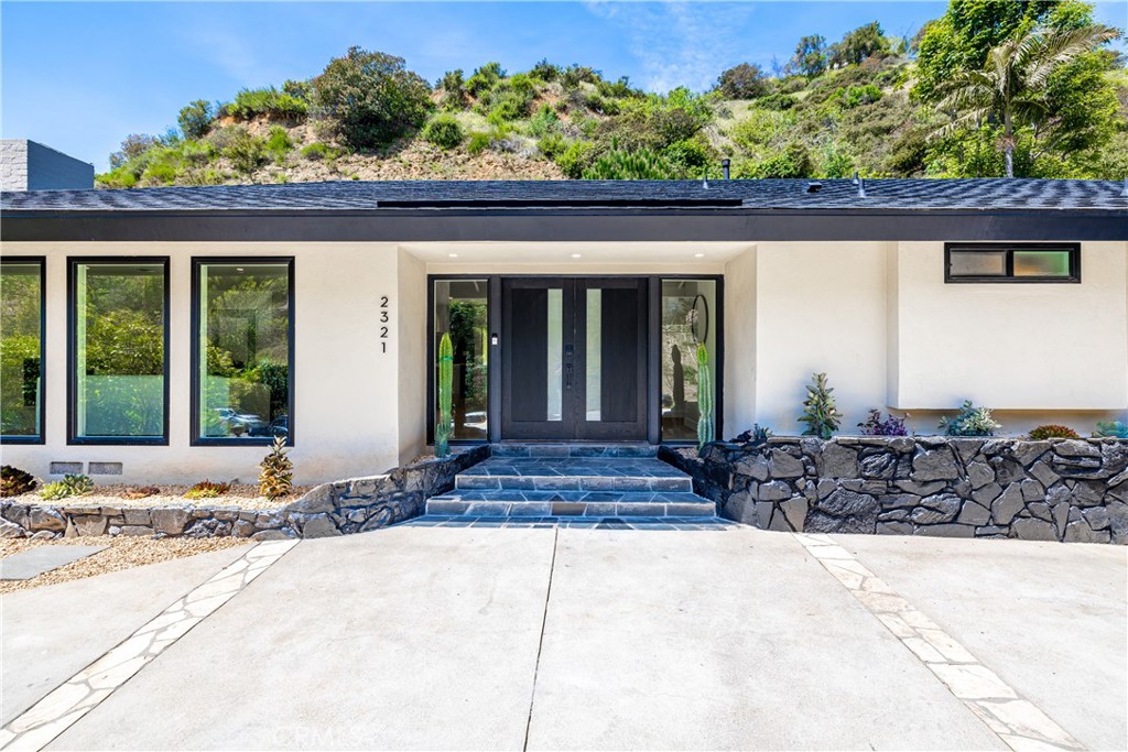 2321 Coldwater Canyon Drive