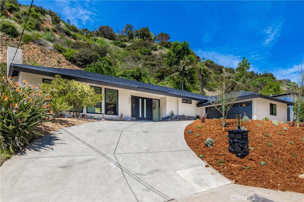 2321 Coldwater Canyon Drive