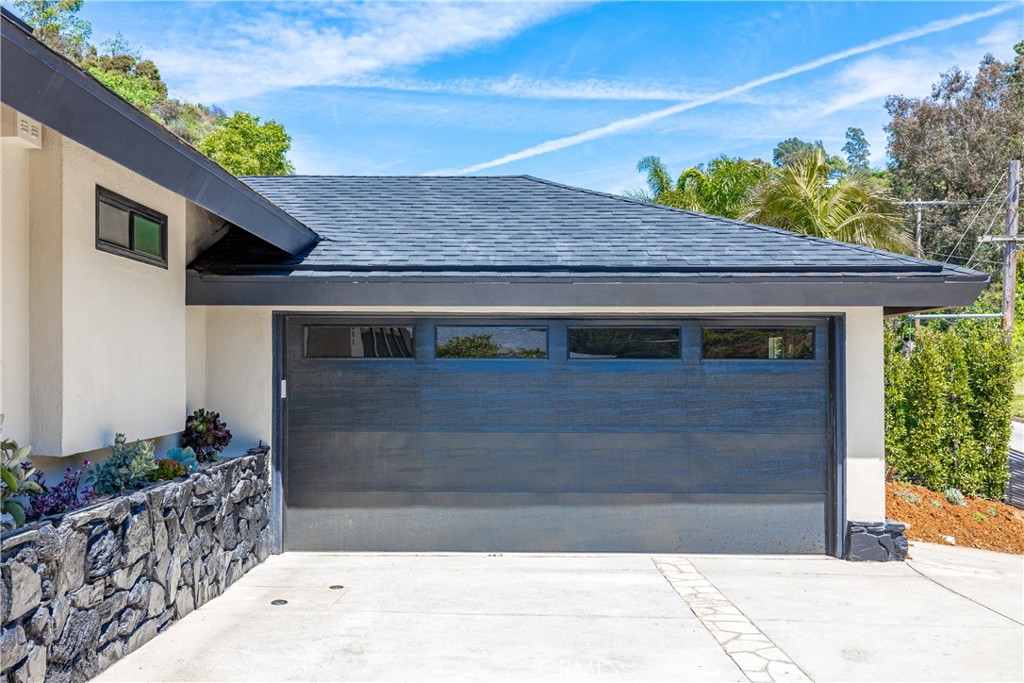 2321 Coldwater Canyon Drive