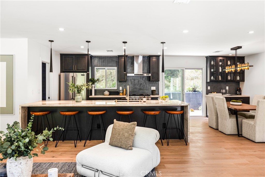 2321 Coldwater Canyon Drive