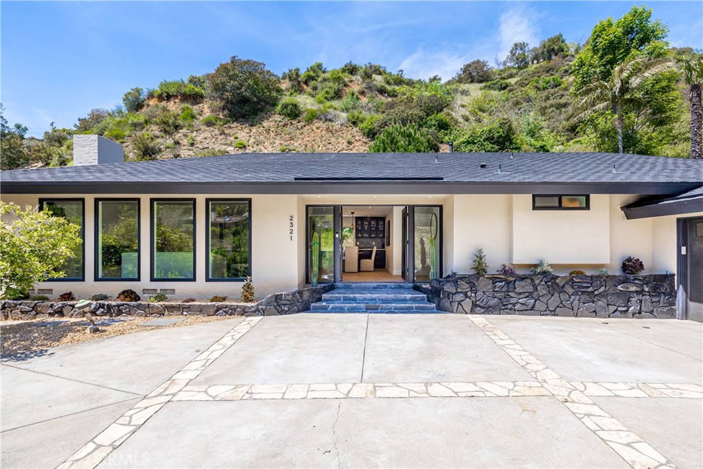2321 Coldwater Canyon Drive