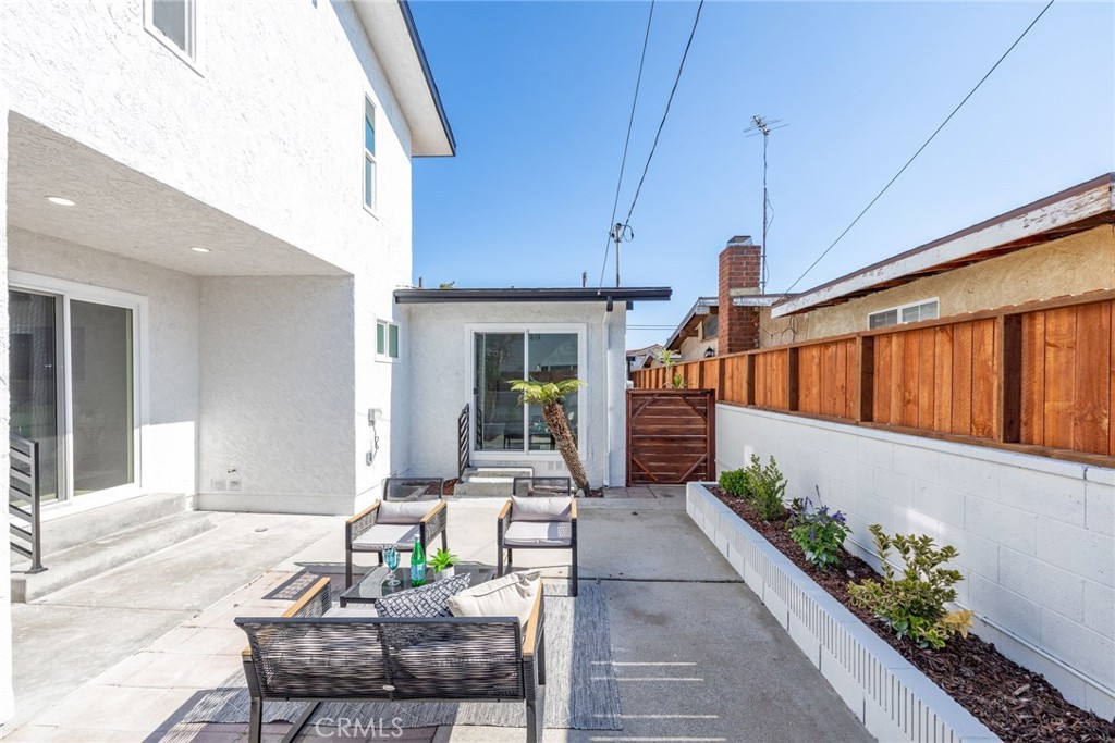 2231 W 237th Street