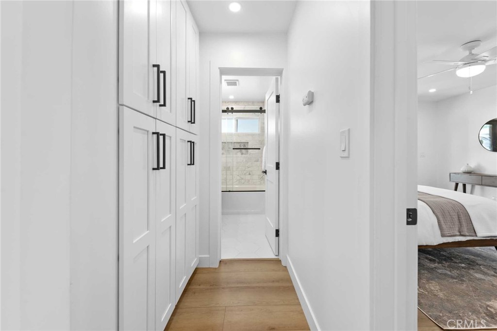 10775 Queensland Street