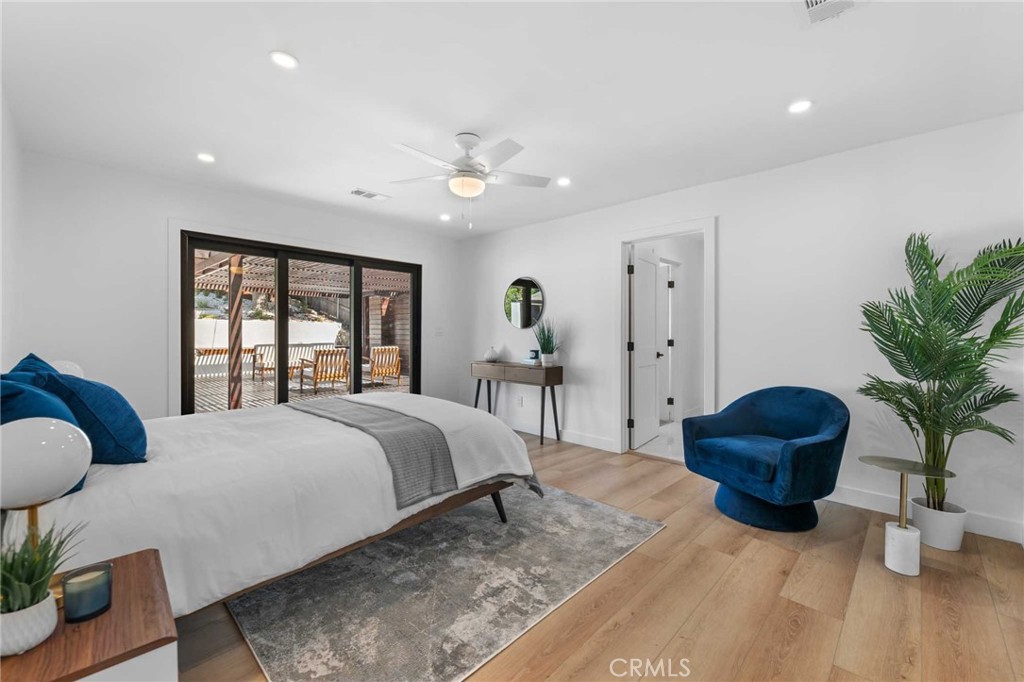 10775 Queensland Street